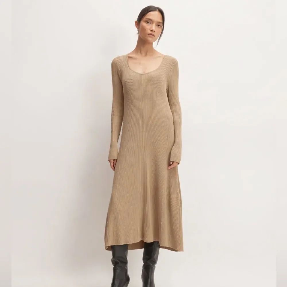 EVERLANE
The Ribbed Scoopneck Dress XS